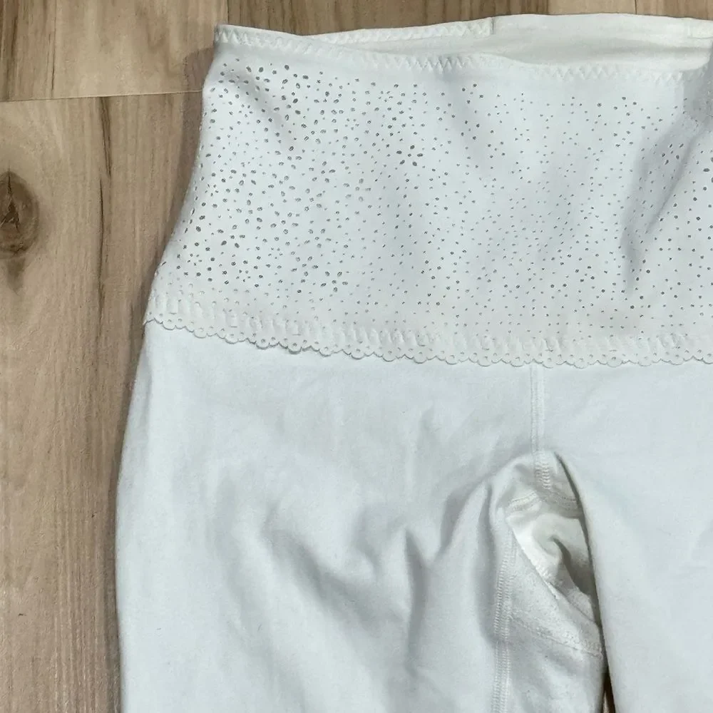 Lululemon White Lace Band Leggings Women’s 6